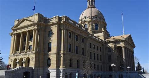 Tech community pleased with Alberta move to change rules around ‘engineer’ title